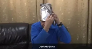 👽