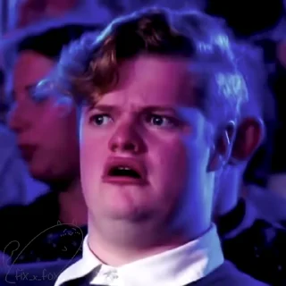 😳