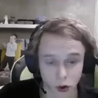 🥴