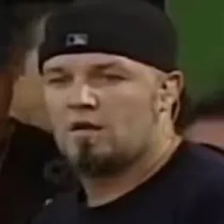 😐