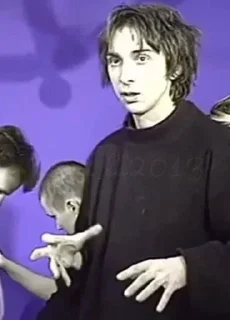😳