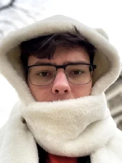 🥲