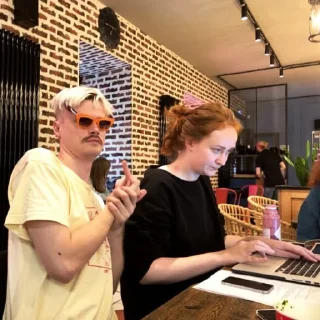 🖕