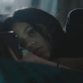 😥