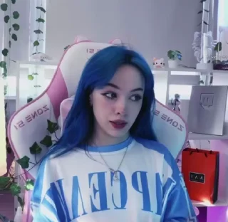 🥴