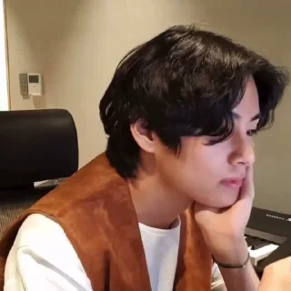 😐