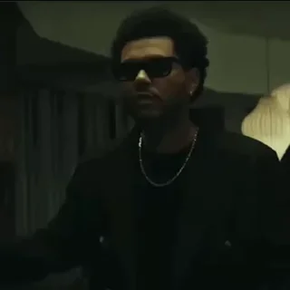 😐