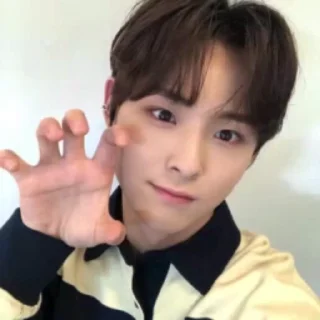 🥰
