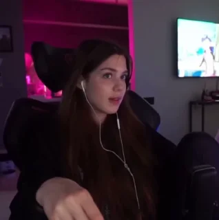 😘