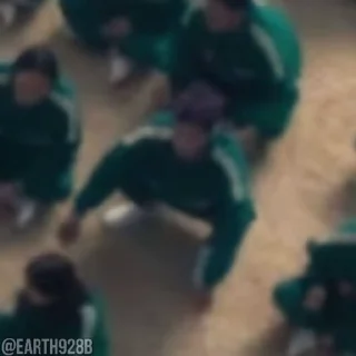 😡