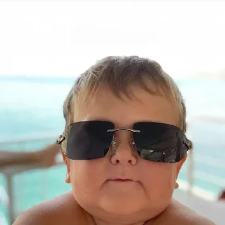 😎