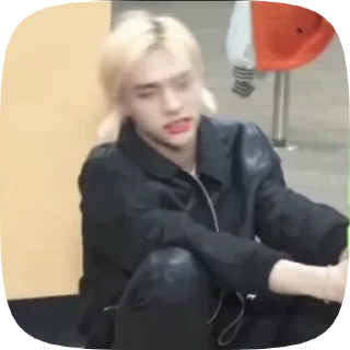 🤨