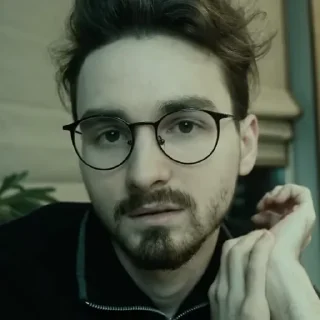 🫥