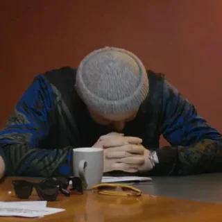 😞