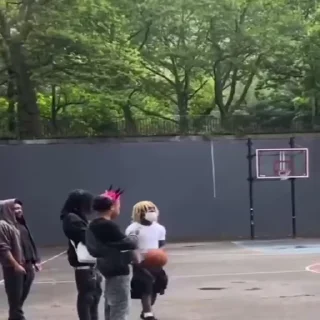 🏀