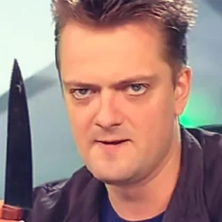 😡