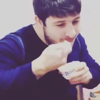 😂