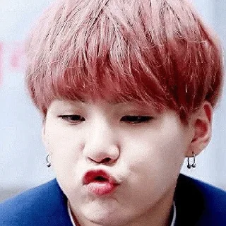 😽
