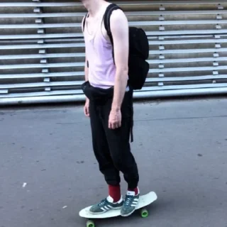 🛹