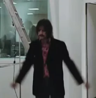 🕺