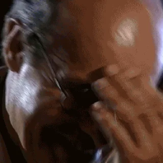 😭