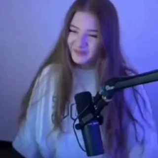 😁