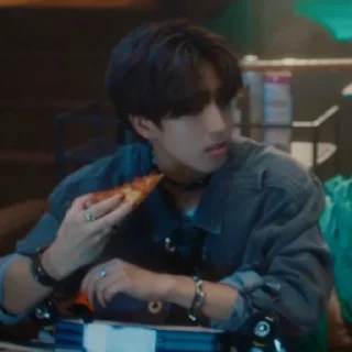Stray Kids <MAXIDENT> | @aishaiwi :: @fStikBot