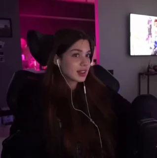 😂