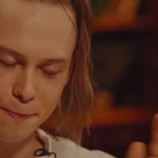 😘