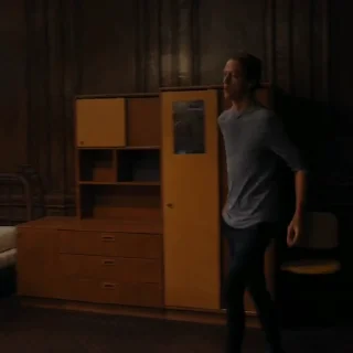 😐