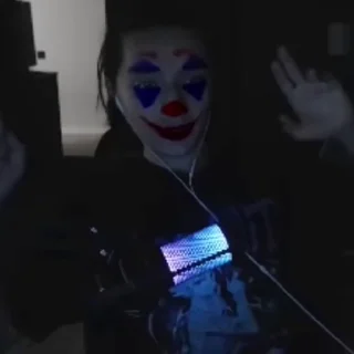 😬