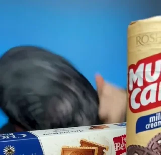 😰