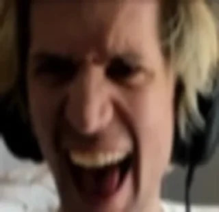 😂