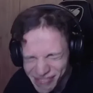 😂