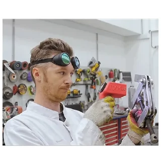 👀