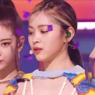 💋
