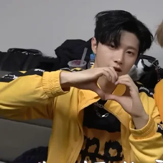 💛