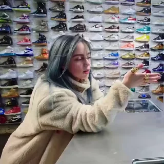 💋