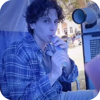 ⚡