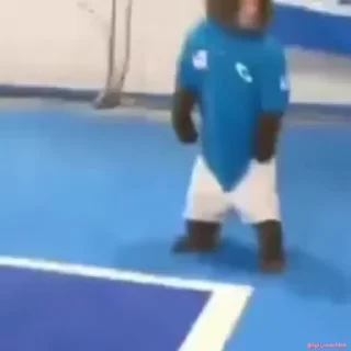 😣