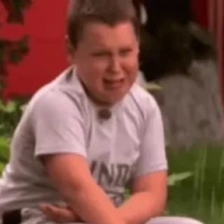 😪