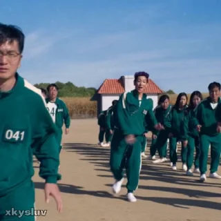 🥴