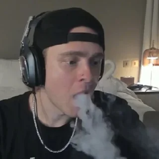 💨