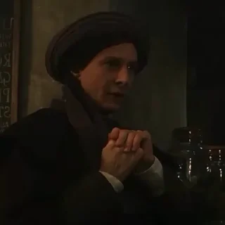 👳