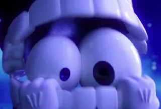 😱