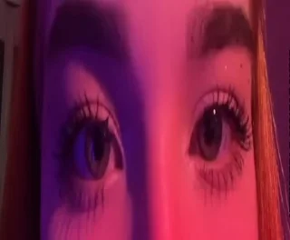 👀