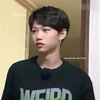 😐