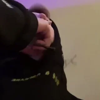 🤭