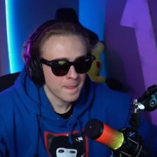 😎