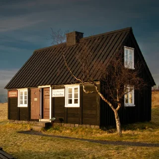 🏠